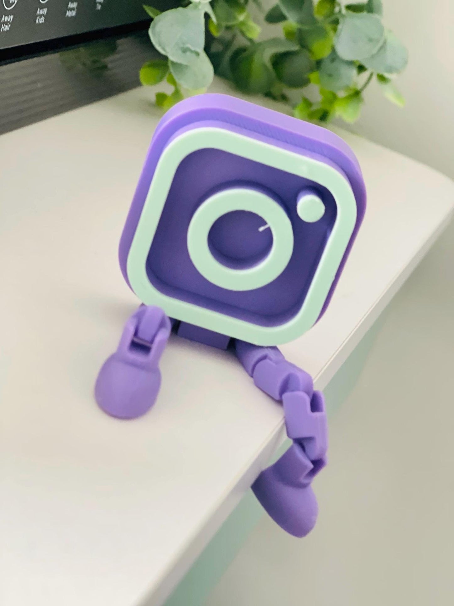 Business card NFC funny NFC Buddy 3D Printed Interactive Social Media keychain Customizable Desk Companion Fun Digital Business Card smart