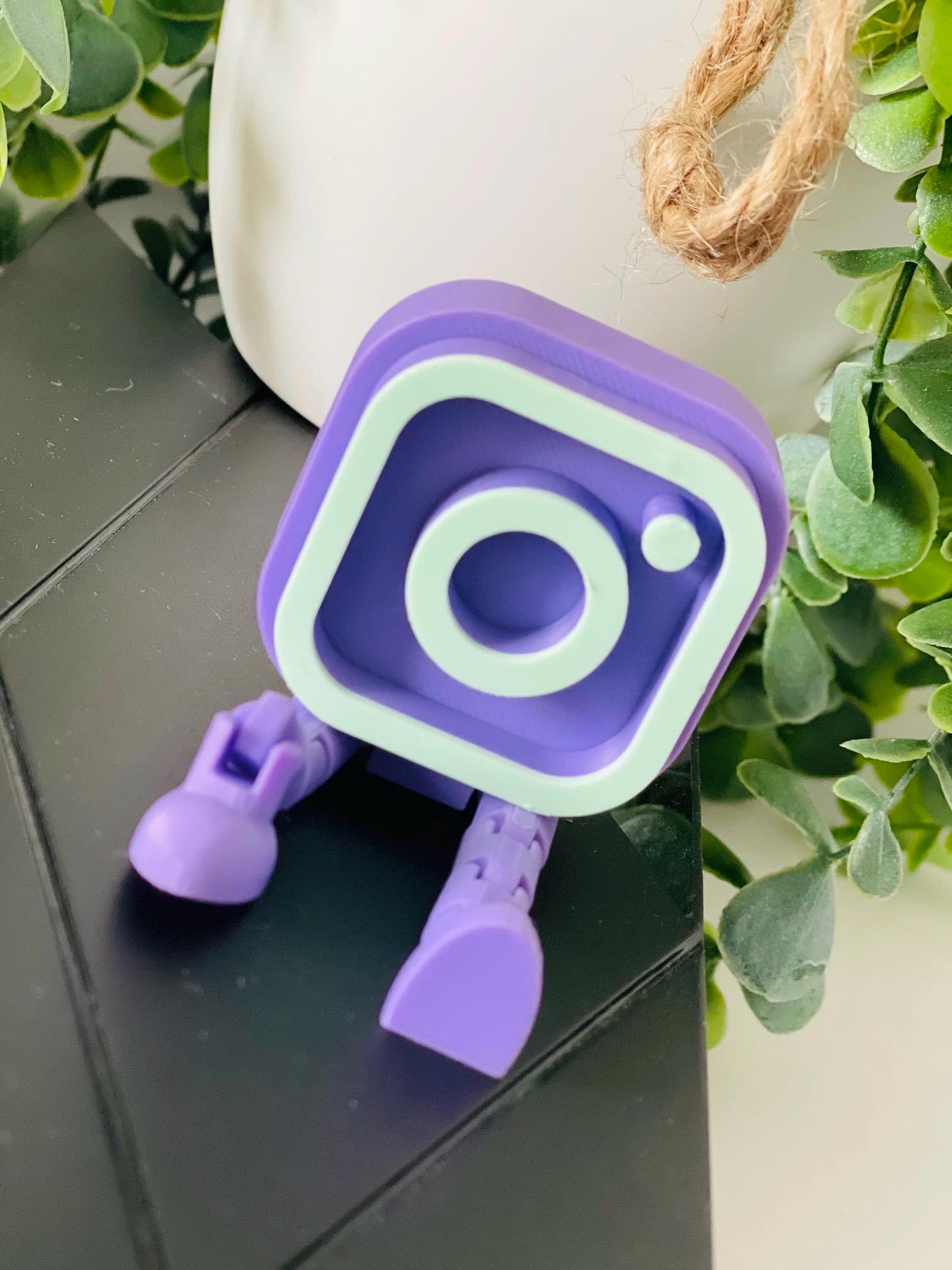 Business card NFC funny NFC Buddy 3D Printed Interactive Social Media keychain Customizable Desk Companion Fun Digital Business Card smart