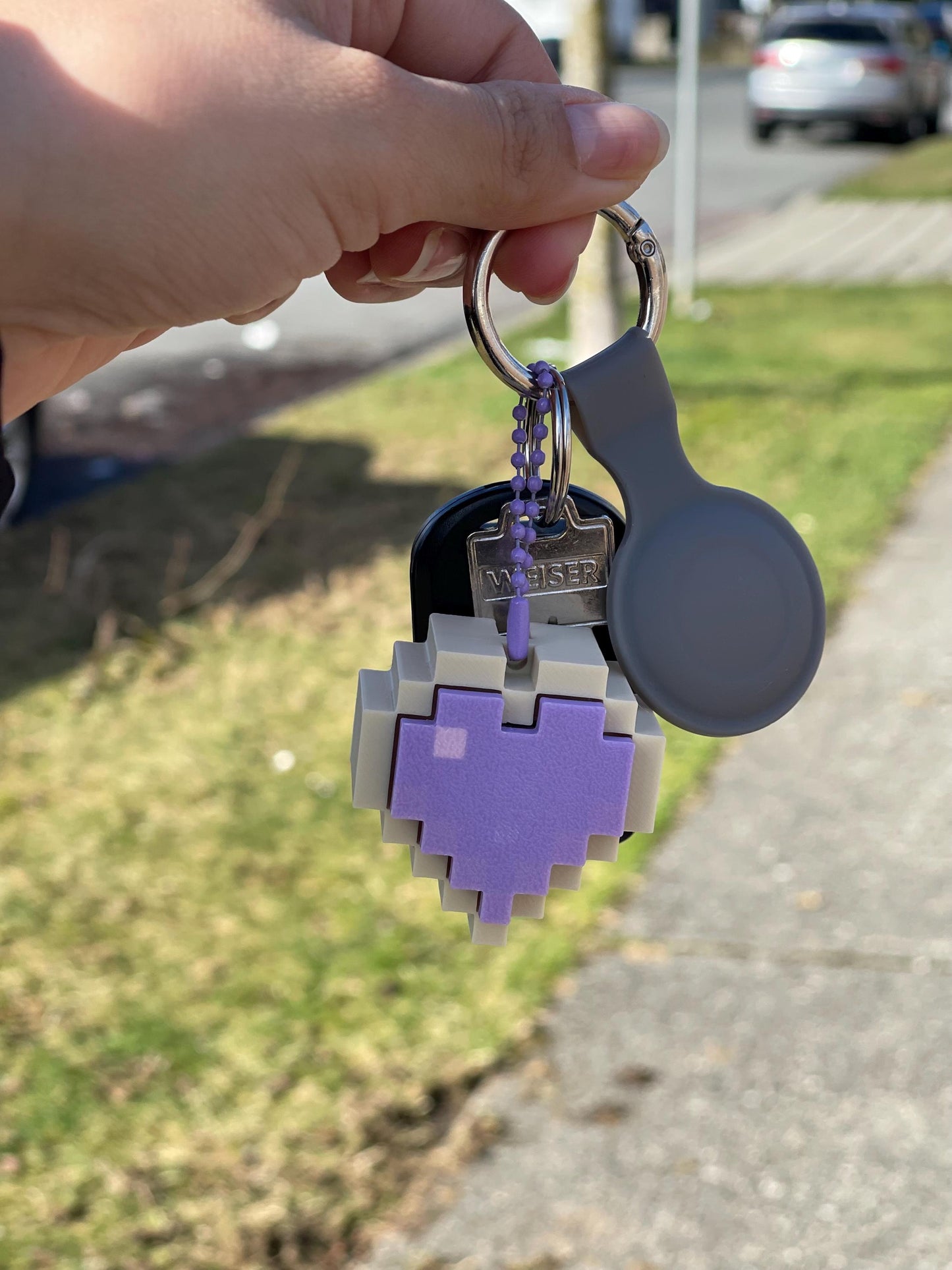 Pixel Heart Keychain Clicker Fidget Toy Cute Gamer Gift 8-Bit Aesthetic Anxiety Relief Retro Gaming Accessory Gifts for gamers girlies