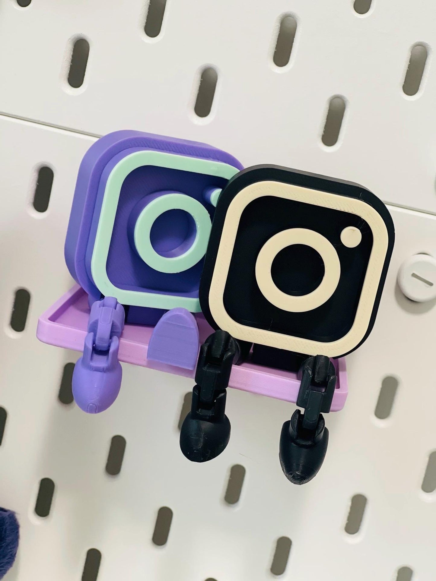 Business card NFC funny NFC Buddy 3D Printed Interactive Social Media keychain Customizable Desk Companion Fun Digital Business Card smart
