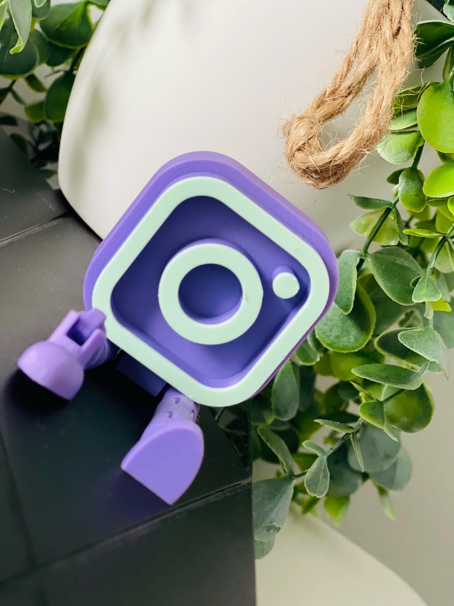 Business card NFC funny NFC Buddy 3D Printed Interactive Social Media keychain Customizable Desk Companion Fun Digital Business Card smart