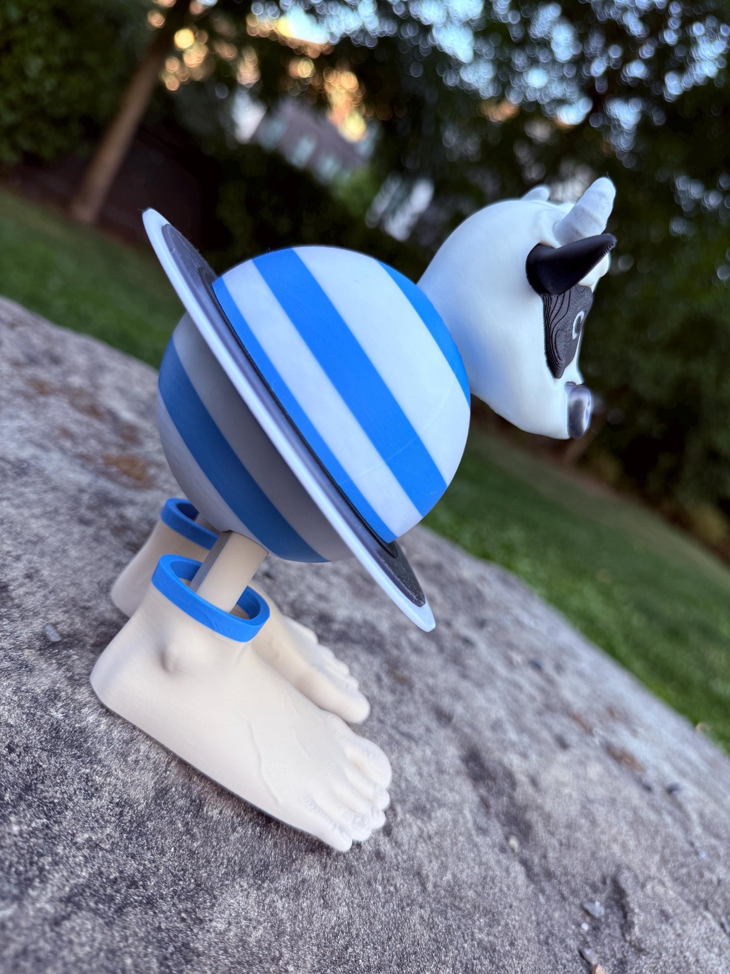 Vaca Saturno Saturnita Toy Funny gift cow Figure Viral TikTok Trend Collectible Desktop Gift for Meme Lovers Gen Z gift Italian Brainrot